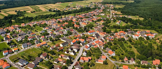 Outdoors, Suburb, Nature, Building, Countryside, Rural, Cityscape, Village