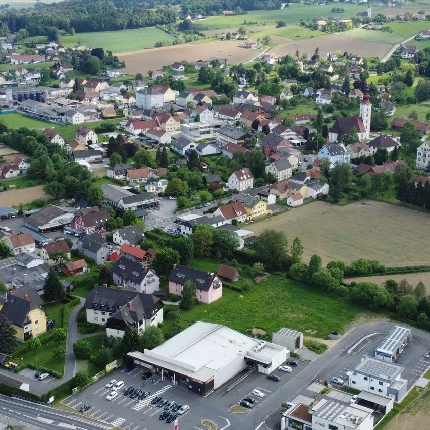 Bild enthält, Building, Outdoors, Road, Suburb, Aerial View, Housing, Cityscape