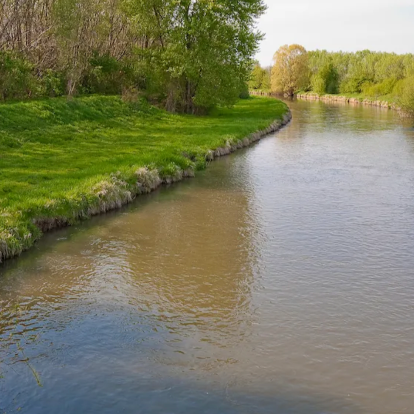 Bild enthält, Outdoors, Canal, Water, Nature, River, Scenery, Aerial View, Vegetation