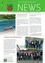 Ein Zeitungsartikel mit dem Titel 'Endlich ist der Sommer da!' zeigt ein Foto von Menschen, die sich in einem Pool erholen. Der Text bespricht die Freude am Sommer und die Schönheit der Natur und lädt die Leser zu Gemeinschaftsveranstaltungen ein. Er endet mit einem Abschied an die scheidenden Gemeindemitglieder und einem Willkommen an die neuen.