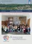 Ein Flyer mit dem Titel 'Amtliche Nachrichten' für März 2024, der ein Bild von Kindern mit Urkunden in der Volksschule Sinabelkirchen zeigt, mit einer ländlichen Kulisse im Hintergrund.