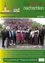 Ein Flyer für Dechantskirchen zeigt ein Bild einer lächelnden Gruppe von Menschen in traditioneller Kleidung, die vor einem blühenden Baum stehen. Der Flyer trägt den Titel 'Amtliche Mitteilung' für Juli 2025.