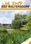 Die Titelseite eines offiziellen Informationsblatts der Gemeinde Bad Waltersdorf zeigt einen friedlichen Teich, üppige Grünflächen, ein Gebäude mit einer Brücke und einen klaren Himmel.