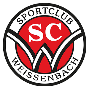 Das Logo des Sportclub Weissenbach zeigt einen roten und weißen Kreis mit den Initialen SC darin. Der Name Weissenbach ist darunter in weiß geschrieben, mit einem wellenförmigen Design in rot und weiß.