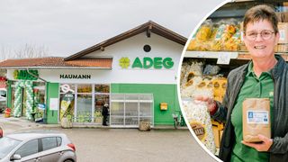 Eine Person kauft in einem Haumann Adeg-Geschäft ein. Ein Ausschnitt eines Popcorn-Beutel ist ebenfalls zu sehen.