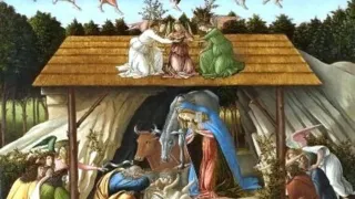 Ein Renaissance-Gemälde zeigt die Krippenszene mit Maria, Jesus und Josef in einer bescheidenen Hütte. Engel schweben darüber und verkünden die Geburt Jesu den Hirten und Weisen unten.