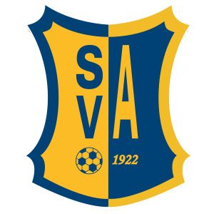 Das Emblem zeigt einen blau-gelben Schild mit 'SVA' in Weiß und Gelb. Darunter befindet sich ein Fußball mit '1922' darunter in Blau geschrieben.