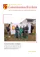 Eine Gruppe von Menschen mit Schaufeln vor einem Gebäude, halten ein Banner mit einem Sonnensymbol. Der Text lautet 'Aktuelle Informationen aus unserer Marktgemeinde'.