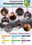 Ein Plakat mit Fotos verschiedener Personen in Winterkleidung, einige lächeln und halten Tassen, andere posieren um einen Tisch mit Essen. Ein Bildunterschrift 'Frohe Weihnachten!' oder 'Frohliche Weihnachten!' in Deutsch. Abschnitte mit 'Aus der Gemeinde', 'Service' und 'Sportliches' deuten auf Gemeinschaftsveranstaltungen, Dienstleistungen und sportliche Aktivitäten hin.