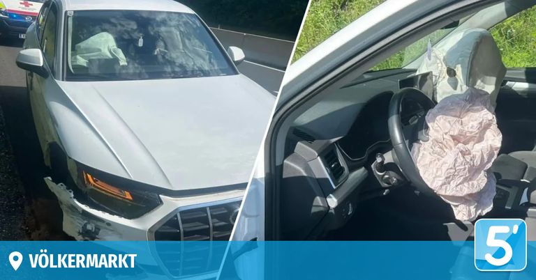 Zwei Bilder zeigen ein beschädigtes Fahrzeug und sein Inneres mit ausgelösten Airbags. Die Front ist zerknittert, und der Fahrersitz zeigt einen Airbag im Lenkrad.