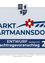 Ein Plakat wirbt für 'Markt Hartmannsdorf' mit einem Wappen, das einen Wolf und eine Krone zeigt. Das Plakat enthält eine Blume und ein blaues Band. Der Text 'ENTWURF Version 2.0' und '1. Nachtragsvorschlag 202' ist ebenfalls angezeigt. Bevölkerungsdaten und Fläche sind unten vermerkt.