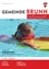 Ein junges Mädchen schwimmt mit Schwimmbrille und gelbem Schwimmbrett im Pool. Der Text lautet 'Gemeinde Brunn informiert' und 'Saisonstart im Kinderfreibad Lerchenhöhe'.