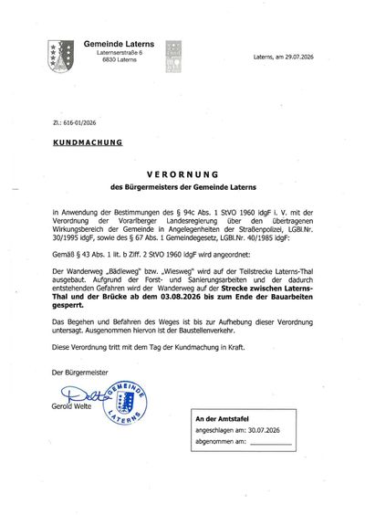 Ein Dokument mit dem Titel 'Verordnung' vom Bürgermeister der Gemeinde Laterns, datiert auf 6-16-01/2026. Es enthält Details zur Schließung des Wanderwegs 'Bädleweg' bzw. 'Wiesweg' von Laterns-Thal zur Brücke am 03.08.2026.