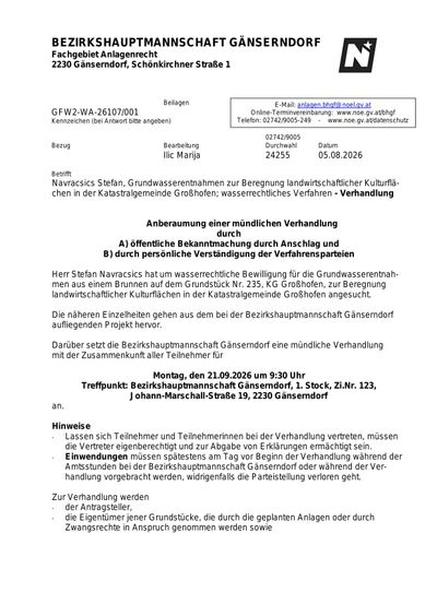 Ein Dokument mit Details zu einem Wasserrechtsantrag für einen Brunnen in der Gemeinde Großhofen, einschließlich einer öffentlichen Bekanntmachung und Details zur Anhörung.