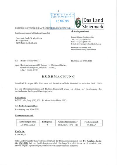 Ein Dokument der Bezirkshauptmannschaft Hartberg-Fürstenfeld vom 27. August 2026 enthält Details zu einer Land- und Forstwirtschaftstransaktion. Es umfasst die Adresse, Kontaktdaten und eine Tabelle mit Katasternummern, Fläche und Gesamtpreis.