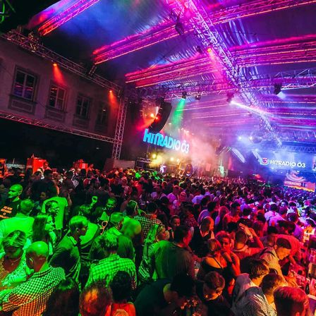 Villacher-Kirchtag-Trachtendisko-Oe3-Kaiser-Josef-Platz