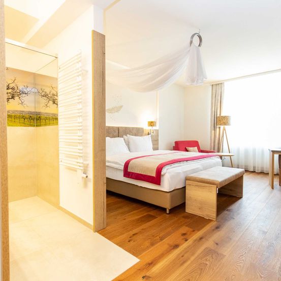 GeniesserZimmerFamilieHopfeldHotelDreiknigshofStockerau079