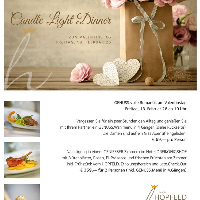 Ein Poster bewirbt ein Candle Light Dinner zum Valentinstag. Es zeigt einen Geschenkbeutel mit Blumen, Herzen und einer Schleife, zusammen mit Text über die Veranstaltung. Bilder von Gerichten und Blumen ergänzen den Text.