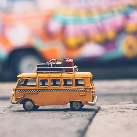 Bild enthält, Bus, Transportation, Vehicle, Machine, Wheel, Car, School Bus