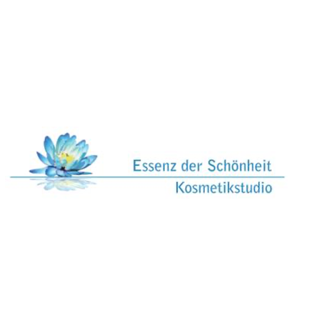 Das Bild zeigt ein Logo für ein Schönheitsstudio namens 'Essenz der Schönheit Kosmetikstudio'. Es zeigt eine blaue Lotusblume mit einem gelben Zentrum, vor weißem Hintergrund. Der Text ist in fetter, blauer Schrift.