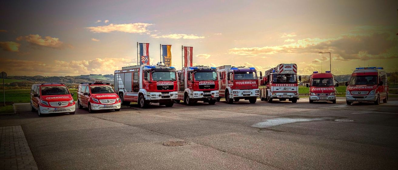 Image contains, Transportation, Truck, Vehicle, Car, Fire Station, Fire Truck, Person, Machine, Wheel