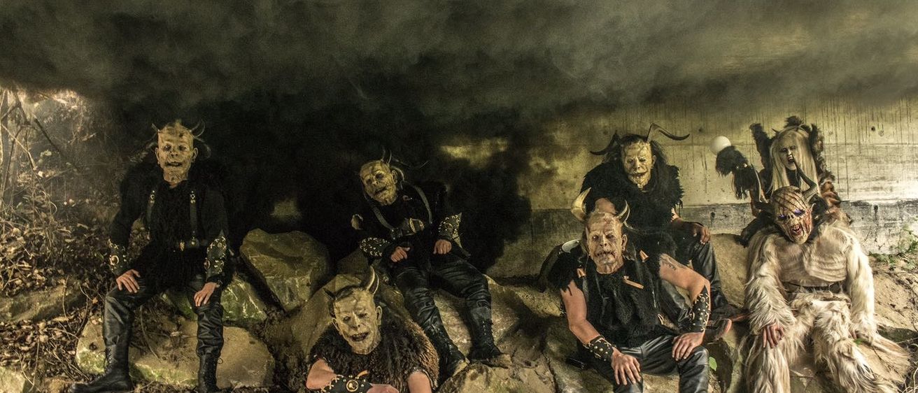 Bild enthält, Rock, People, Person, Photography, Portrait, Adult, Male, Man, Female, Woman