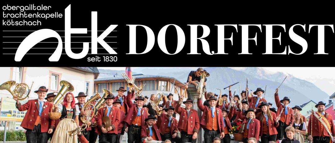 Ein Plakat für das Dorffest-Festival in Kotschach, Österreich, zeigt eine Gruppe von Musikern in traditioneller Kleidung, mit Datum und Uhrzeit der Veranstaltung.