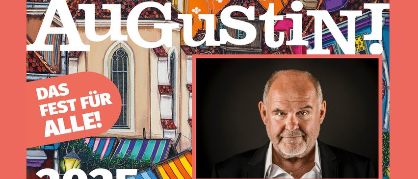 Ein Werbebild für eine Zeitschrift mit dem Titel 'UGusti' zeigt eine farbenfrohe Illustration eines europäischen Dorfes und ein Foto eines Mannes mit Schnurrbart und Bart. Die Nummer '25' ist prominent im unteren linken Eck zu sehen.