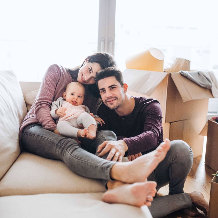 Bild enthält, People, Person, Family, Adult, Male, Man, Baby, Face, Head