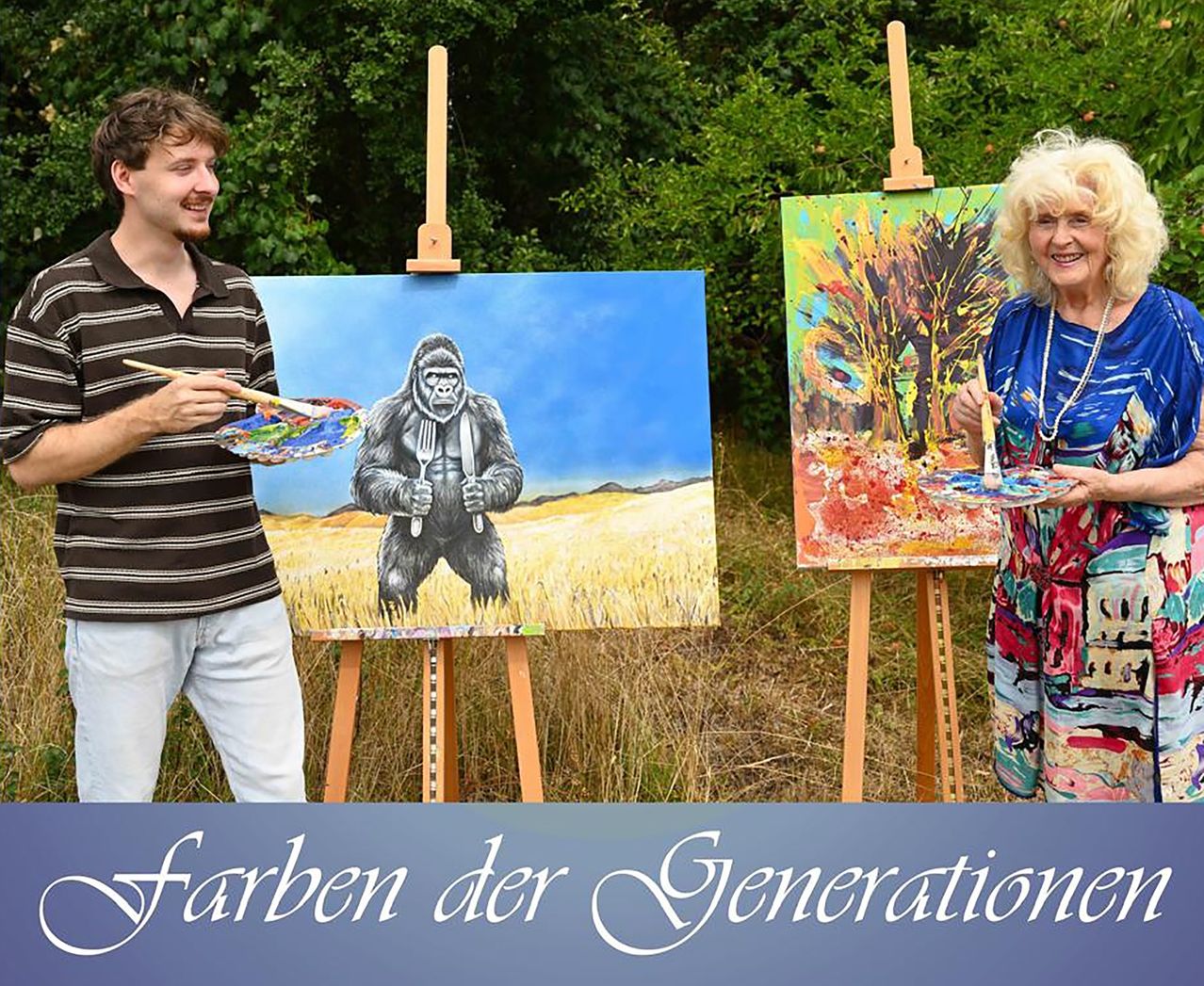 A man and an elderly woman are painting on easels outdoors. The man is painting a gorilla, while the woman is painting a colorful abstract piece. They are standing in front of a grassy area with trees. The image has a watermark that reads Farben der Generationen.