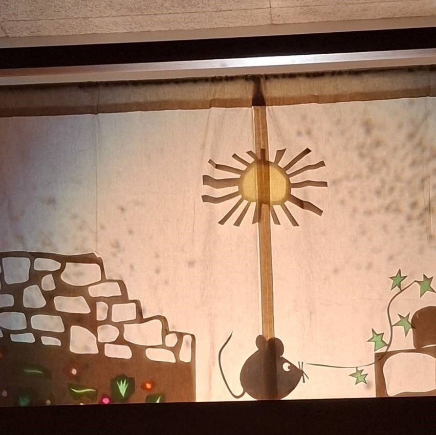 Bild enthält, Shop, Window Display, Art