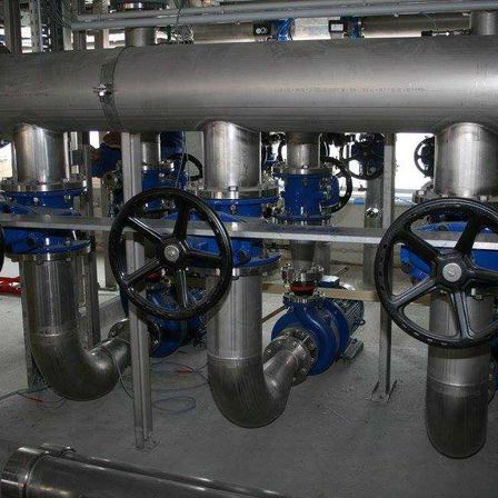 Bild enthält, Machine, Wheel, Architecture, Building, Factory