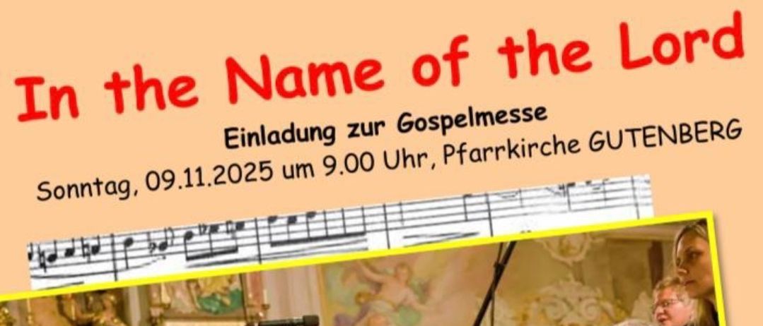 Ein Chor von Frauen steht auf einer Bühne, wahrscheinlich in einer Kirche, hält Notenblätter in den Händen und singt. Die Bühne hat einen rosa Teppich, Mikrofone und Musiknoten. Das Bild hat einen Wasserzeichen mit dem Datum 09.11.2025.