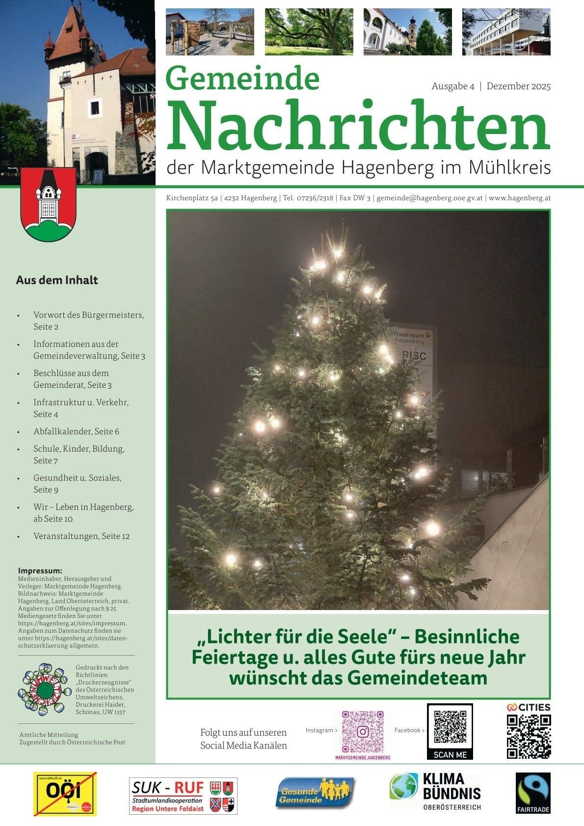 Ein Gemeindeaushang mit einem wunderschön beleuchteten Weihnachtsbaum, frohe Feiertagsgrüße und verschiedene Abschnitte für Gemeindeupdates und Veranstaltungen.