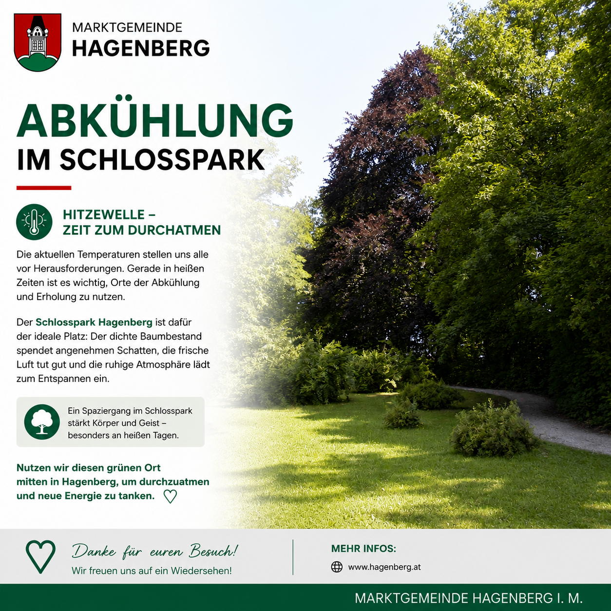 Eine Werbung für Abkühlung im Schlosspark Hagenberg zeigt einen grünen Park mit Bäumen, einem Weg und einem Herzsymbol. Der Text betont den dichten Baumbestand des Parks, der Schatten spendet und eine ruhige Atmosphäre schafft.