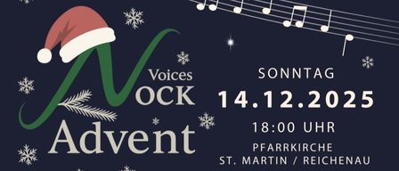 Werbeplakat für eine Weihnachtsveranstaltung. Es zeigt einen Baum aus Musiknoten mit Schneeflocken und einem Weihnachtshut. Die Veranstaltung heißt 'Stimmen der Adventszeit' und ist für den 14. Dezember 2025 um 18:00 Uhr in der St. Martin/Reichenau Kirche geplant.