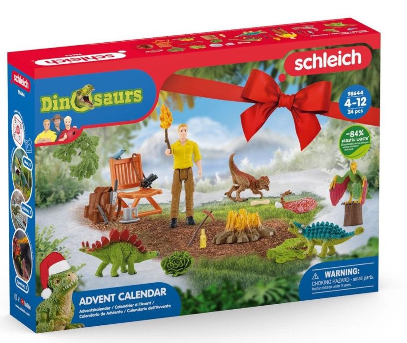 Bild enthält, Soil, Dinosaur, Person, Garden, Nature, Outdoors, Grass, Face, Head, Gardening