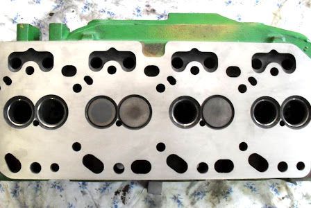 Bild enthält, Machine, Motor, Engine, Electrical Device, Switch