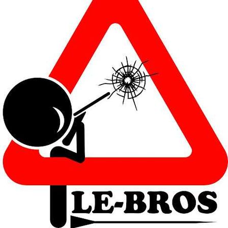 Bild enthält, Sign, Symbol, Dynamite, Weapon, Road Sign