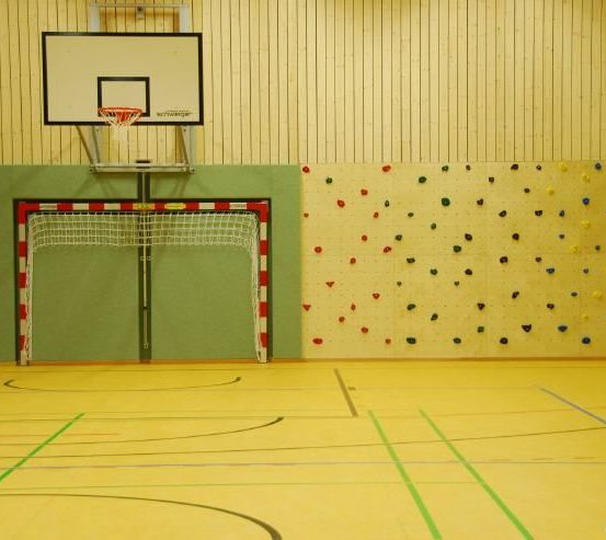 Bild enthält, Hoop, Indoors