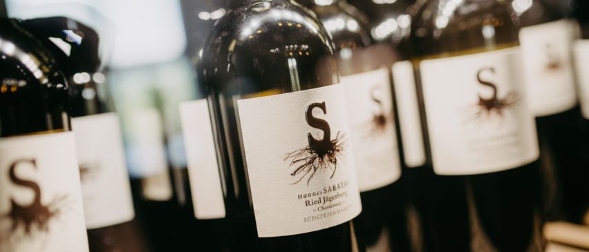 Bild enthält, Bottle, Alcohol, Beverage, Liquor, Wine, Wine Bottle, Beer