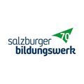 Logo des Salzburger Bildungswerks mit einem grünen Pfeil nach rechts und der Nummer 70 im Pfeil.