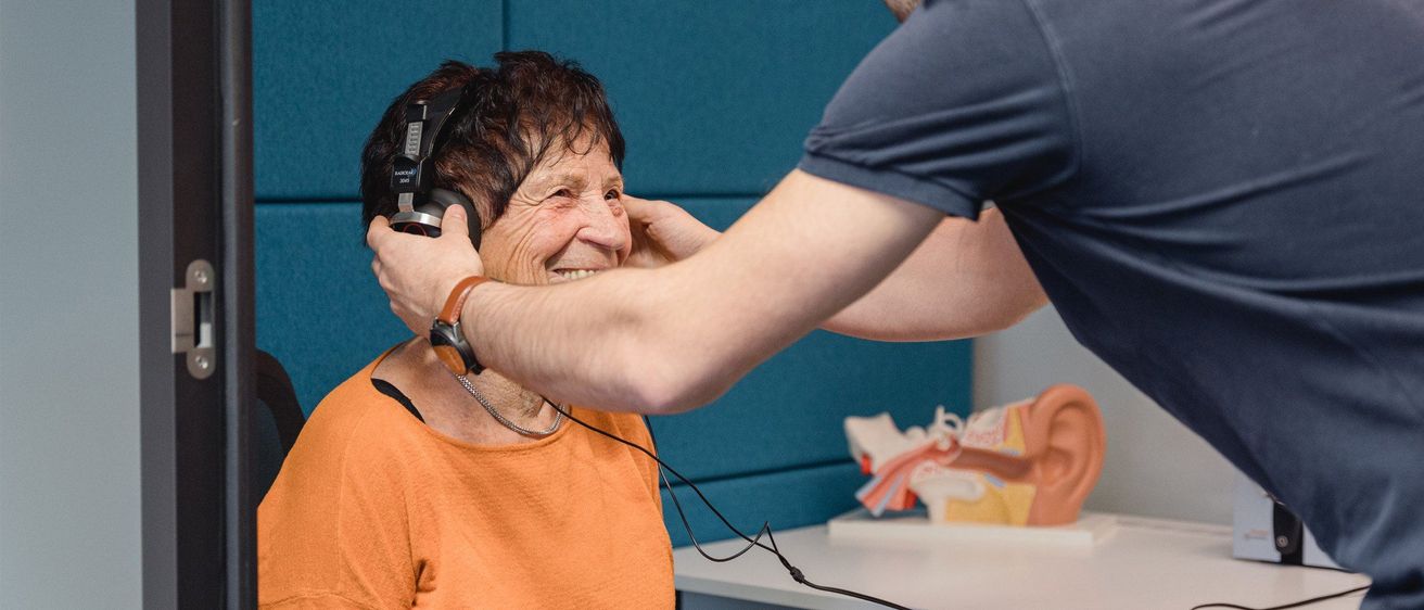 Bild enthält, Adult, Male, Man, Person, Face, Head