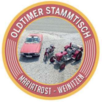 Ein rotes Auto und ein roter Traktor sind in einem kreisförmigen Logo abgebildet mit 'Oldtimer Stammtisch' oben und 'Mariatrost - Weinitzen' unten.