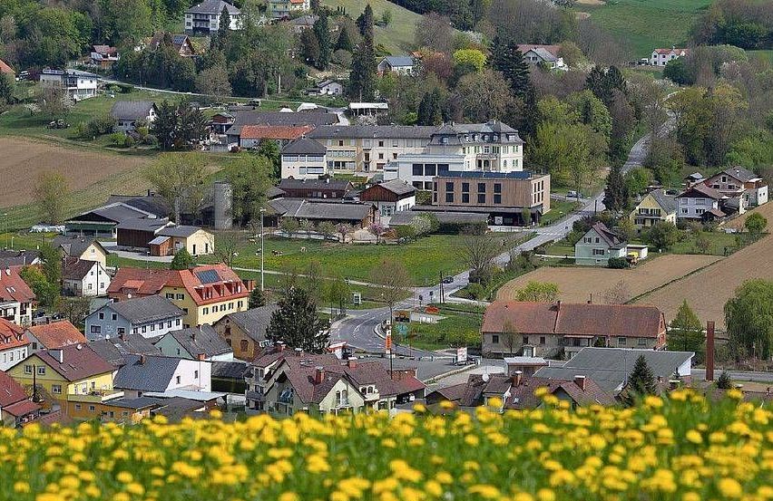 v1_migrated_image_77899393