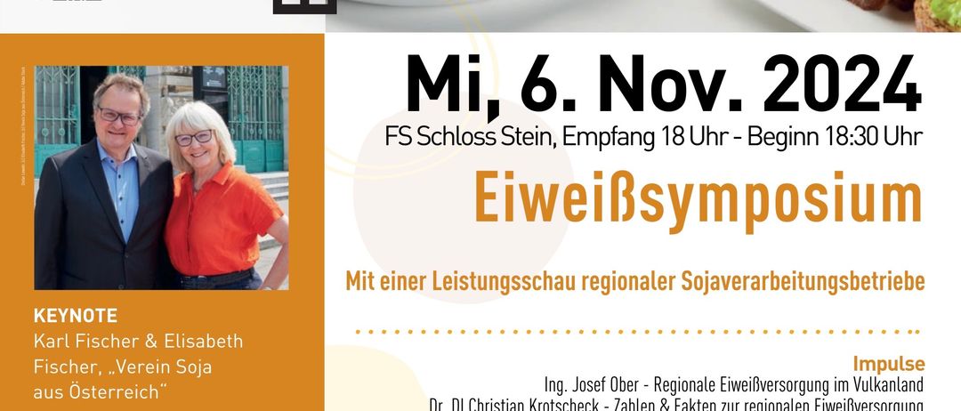 Bild enthält, Advertisement, Poster, Adult, Female, Person, Woman, Male, Man, Suit, QR Code