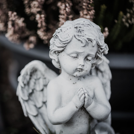 Bild enthält, Angel, Person, Face, Head