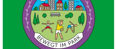 Plakat bewirbt ein Fitnessprogramm im Park ohne Anmeldung von Juni bis September 2026. Ein Logo zeigt Menschen beim Training und eine Parkszene.