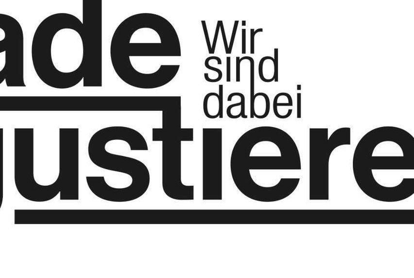 Bild enthält, Text, Logo