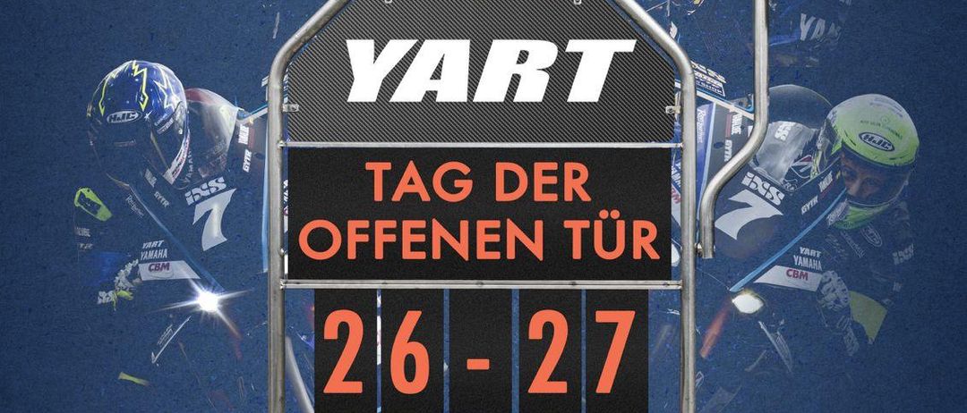 Ein Plakat zeigt mehrere Motorradrennfahrer. Der Haupttext lautet 'YART Tag der offenen Tür'. Die Daten sind der 26. bis 27. September 2025. Es werden Aktivitäten und Autogrammstunden erwähnt.